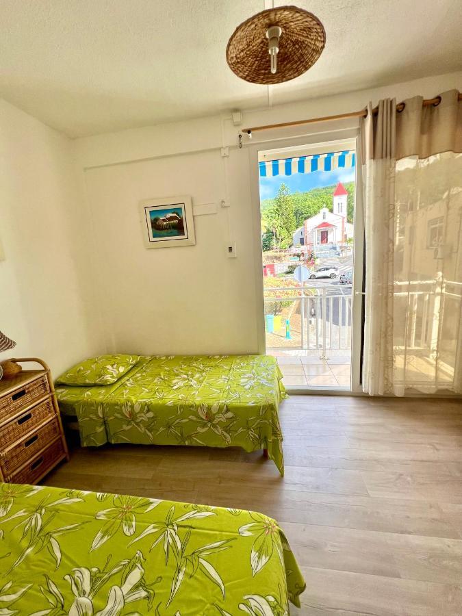 Ti Cabanon. Appartement Vue Mer A Deshaies. Exterior foto