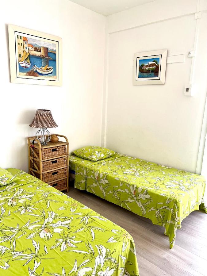 Ti Cabanon. Appartement Vue Mer A Deshaies. Exterior foto